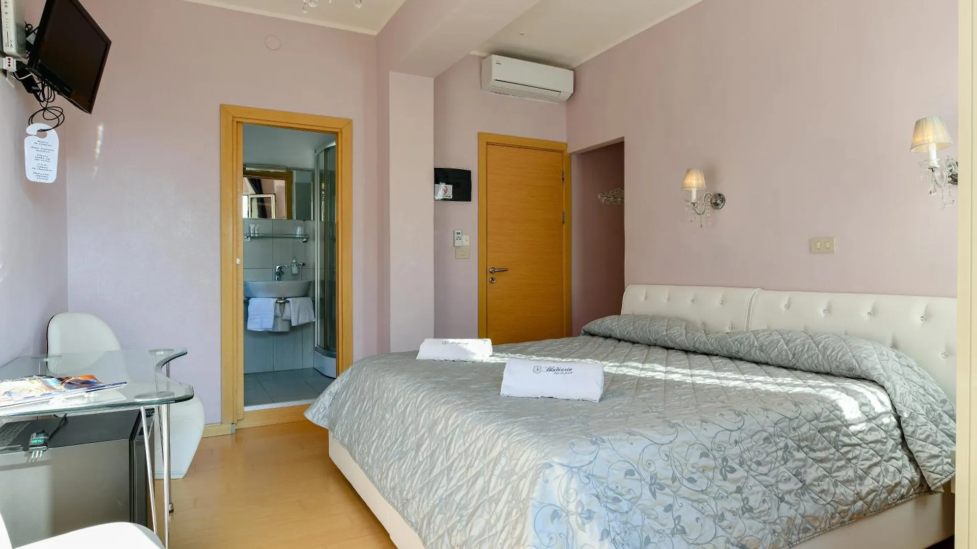 Blumarin Hotel Lido di Jesolo Italy